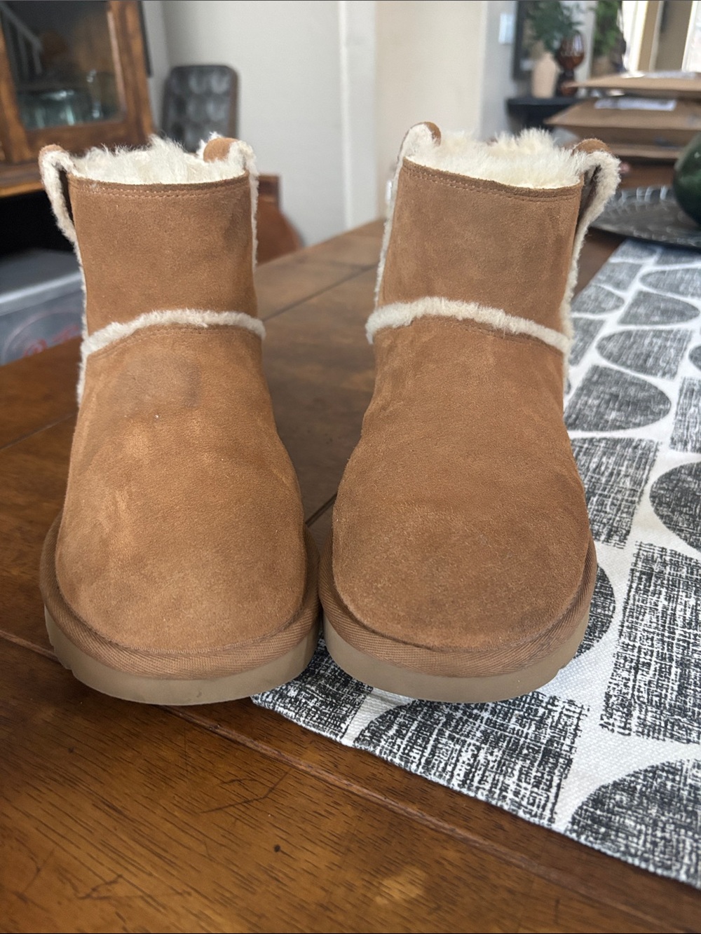UGG Chestnut Suede Shearling Short Boot - Picture 2 of 7